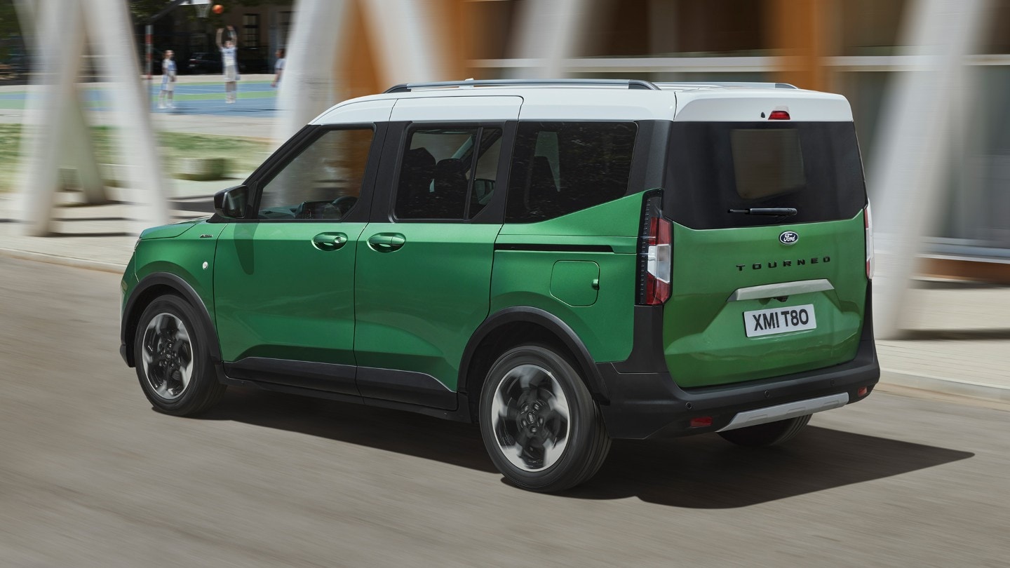 ford tourneo_courier eu 16x9 2160x1215 feature green vehicle