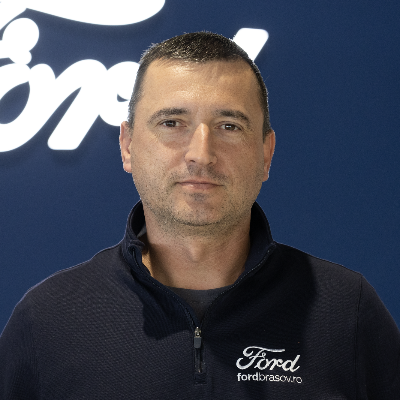 Cristian Benta - Director service