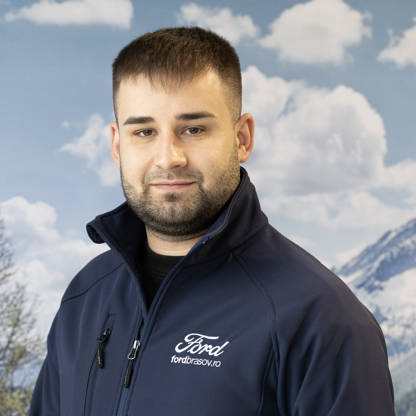 Olteanu Adrian - Responsabil logistica